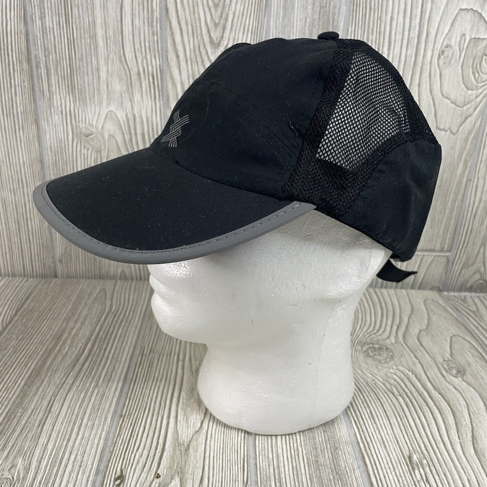 Xertia Ladies Running Cap Black Reflective Moisture Wicking Mesh Hat 84103 NWT